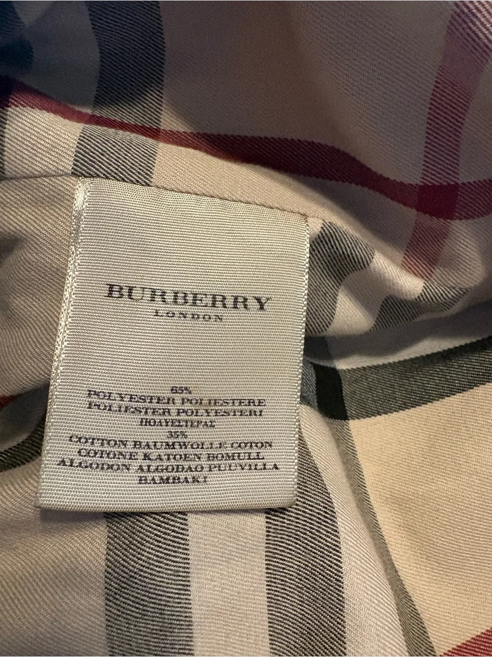 Classic Black Burberry Trench Coat with Contrast Trim - Picture 6 of 12